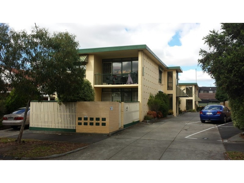 10/99 Glass Street, Essendon VIC 3040