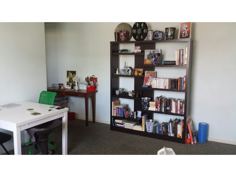 10/99 Glass Street, Essendon VIC 3040