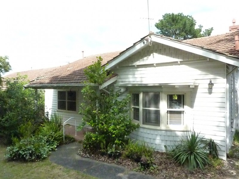 25 Hopetourn Grove, Eaglemont VIC 3084