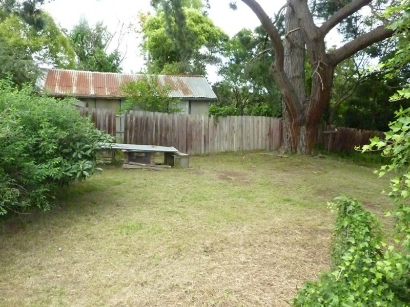 25 Hopetourn Grove, Eaglemont VIC 3084