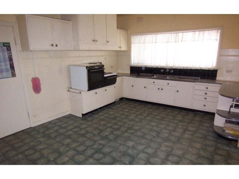 58 Bradshaw Street, Essendon VIC 3040