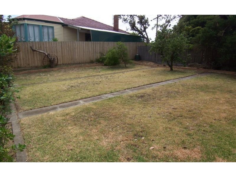 58 Bradshaw Street, Essendon VIC 3040