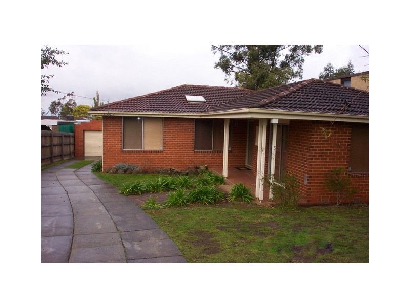 5 Pamela Ave, Keilor East VIC 3033