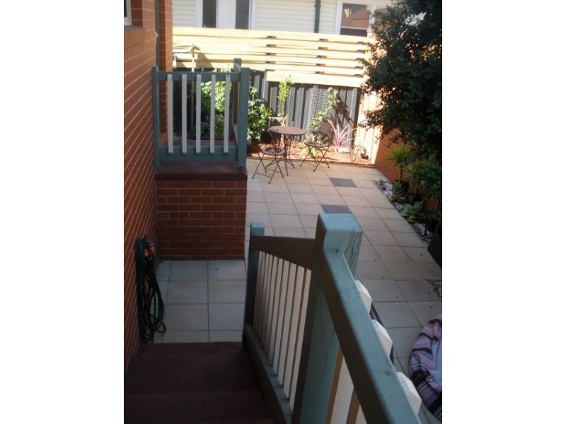 1/15 Station Road, Oak Park VIC 3046