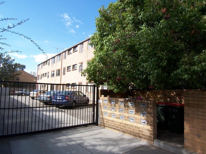 10/20 Mantell Street, Moonee Ponds VIC 3039