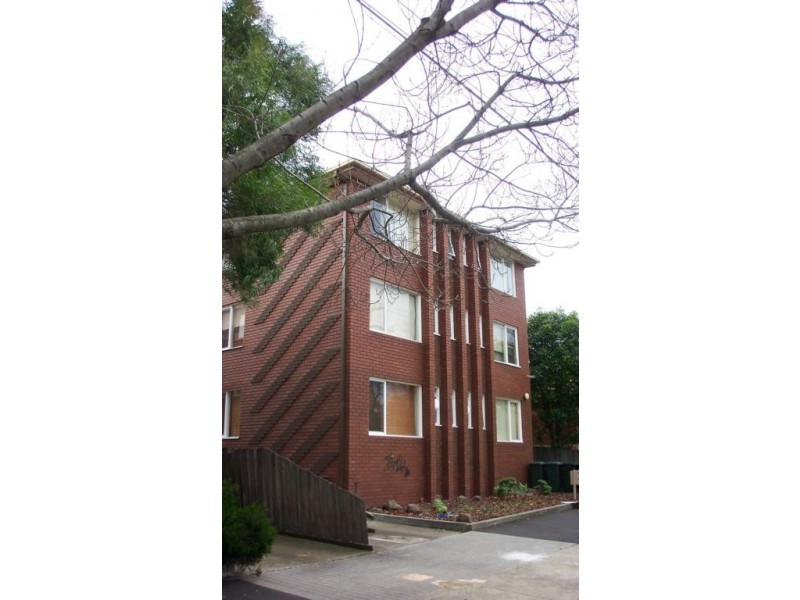 2/84 Dover Street, Flemington VIC 3031