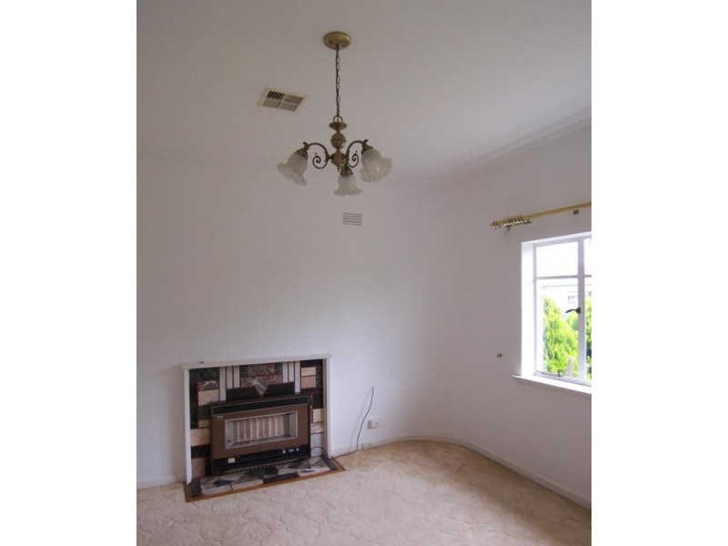 89 Victory Road, Airport West VIC 3042