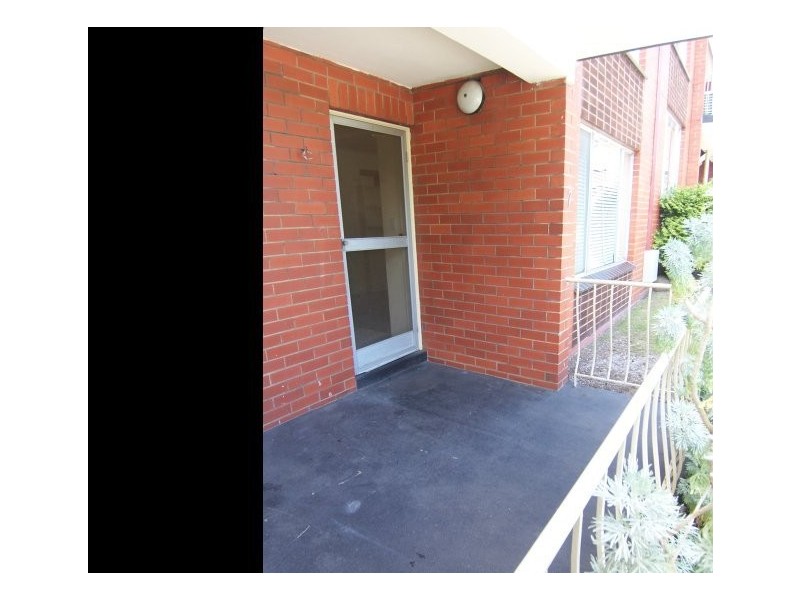 7/16 Passfield Street, Brunswick West VIC 3055