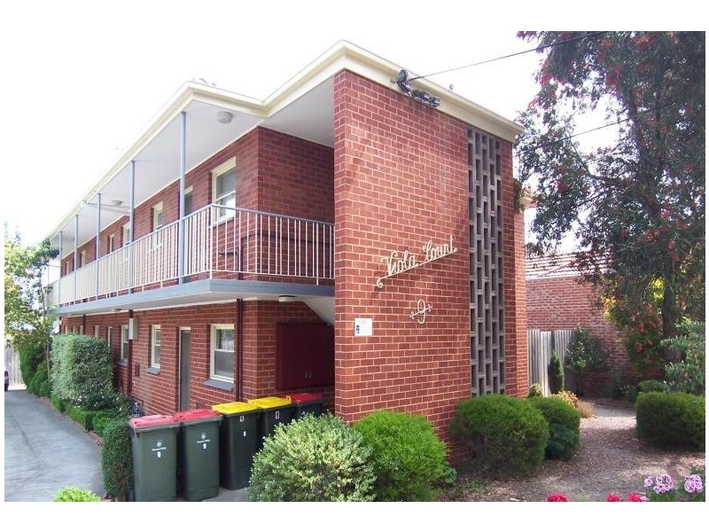 6/9 Violet Street, Essendon VIC 3040