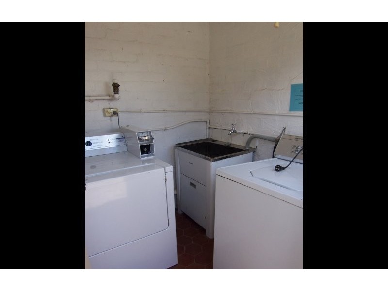 6/9 Violet Street, Essendon VIC 3040