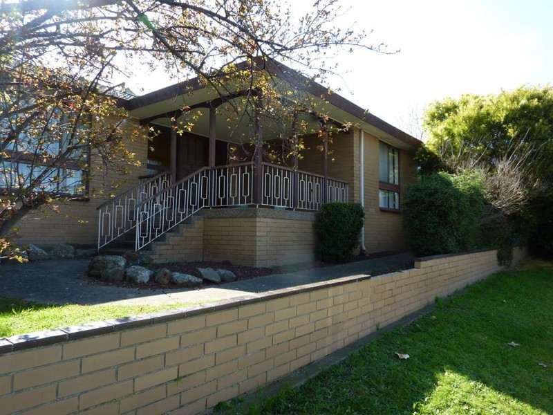 28 Hesledon Street, Essendon VIC 3040