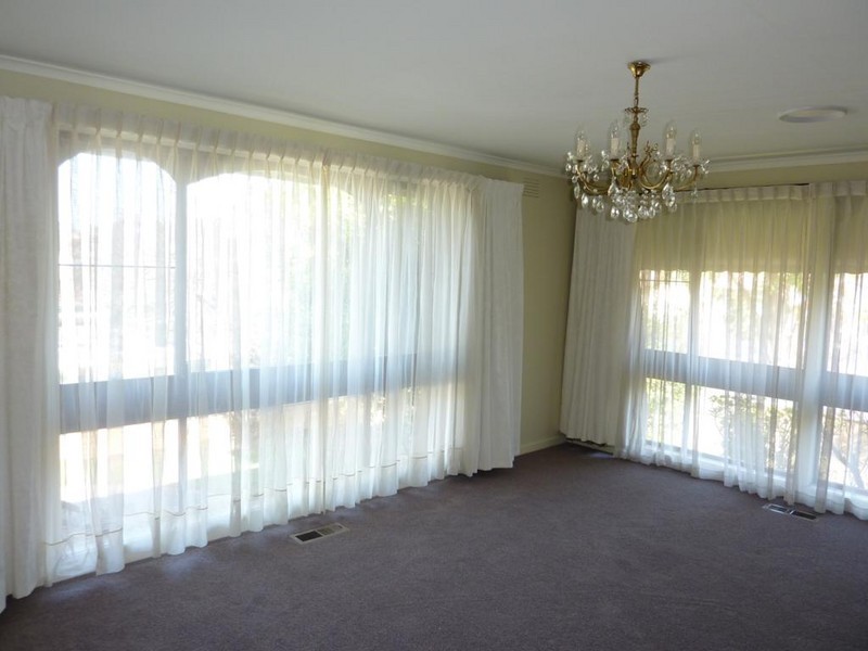 28 Hesledon Street, Essendon VIC 3040