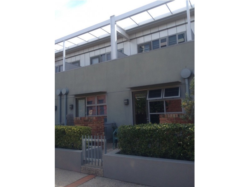 16/5 Industry Lane, Coburg VIC 3058