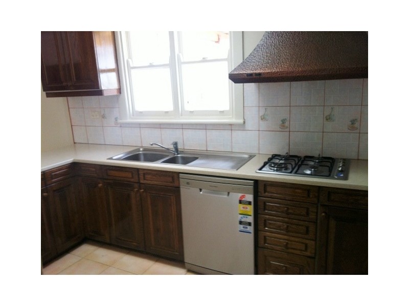 682 Pascoe Vale Road,, Oak Park VIC 3046