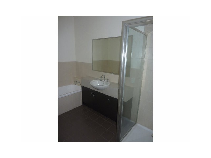 1/11 Trickey Avenue,, Sydenham VIC 3037