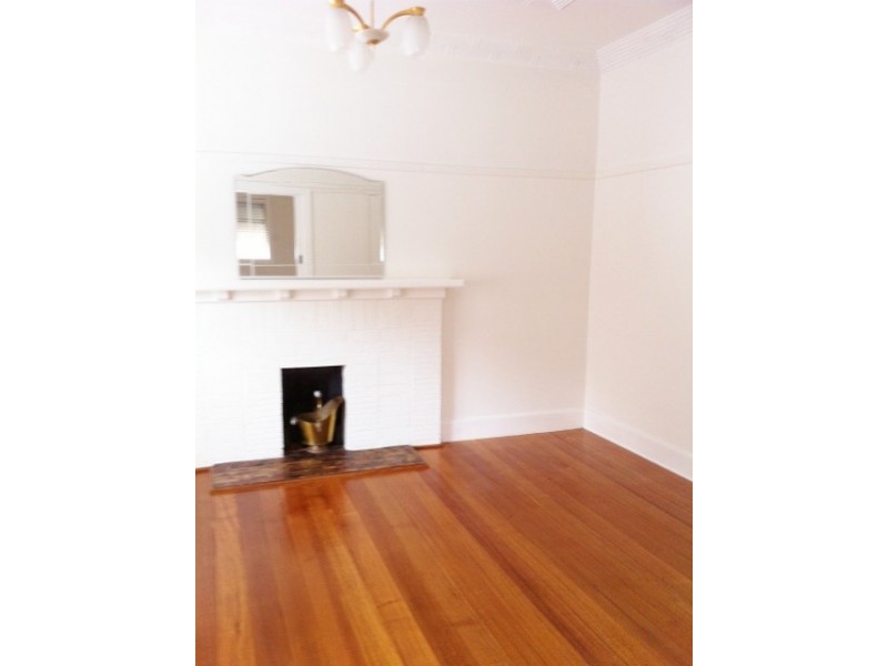 253 Buckley Street, Essendon VIC 3040