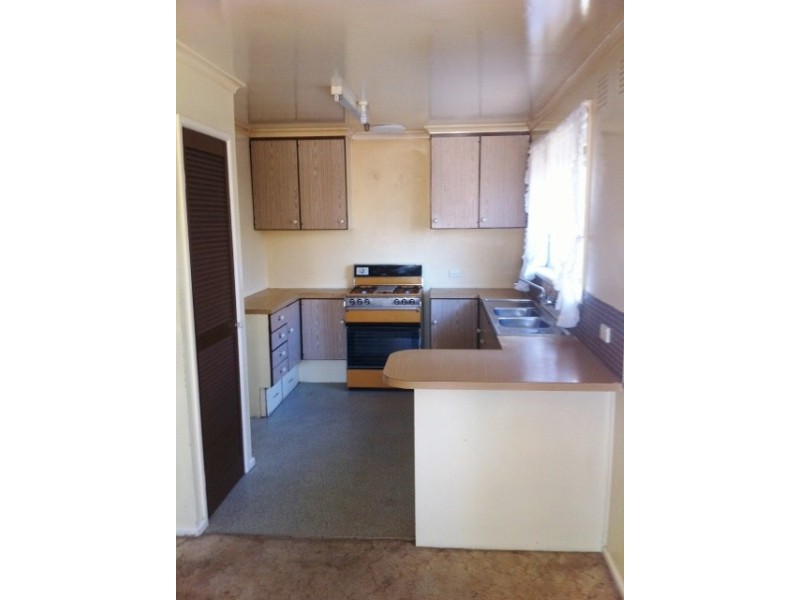 3 Dundee Street,, Gladstone Park VIC 3043