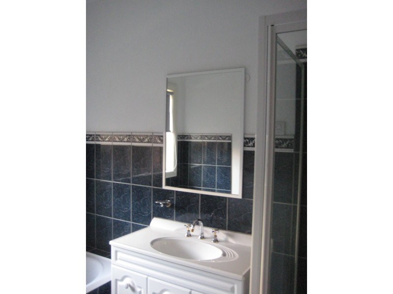 2/91 Mascoma Street, Strathmore VIC 3041