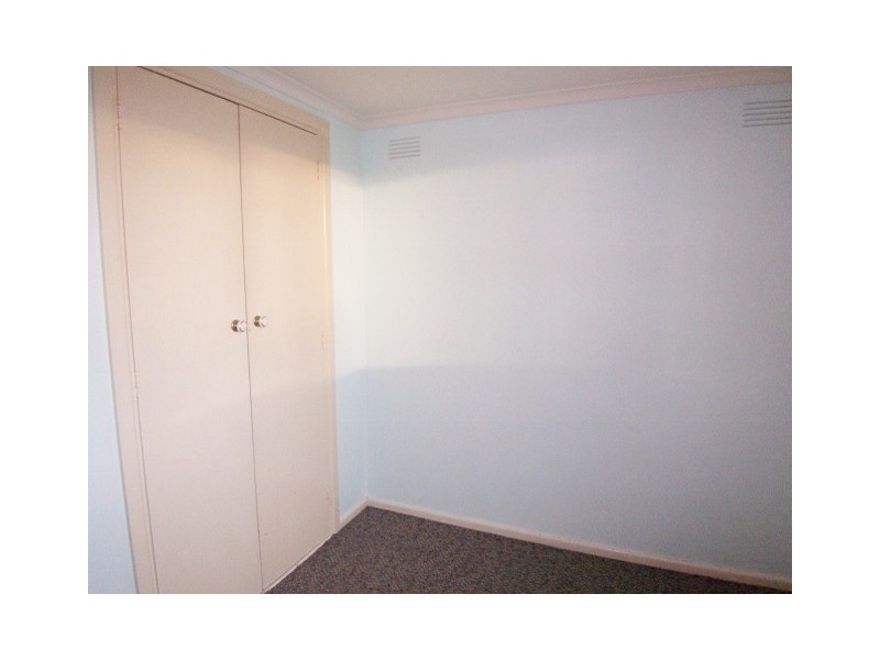 10/99  Glass Street, Essendon VIC 3040