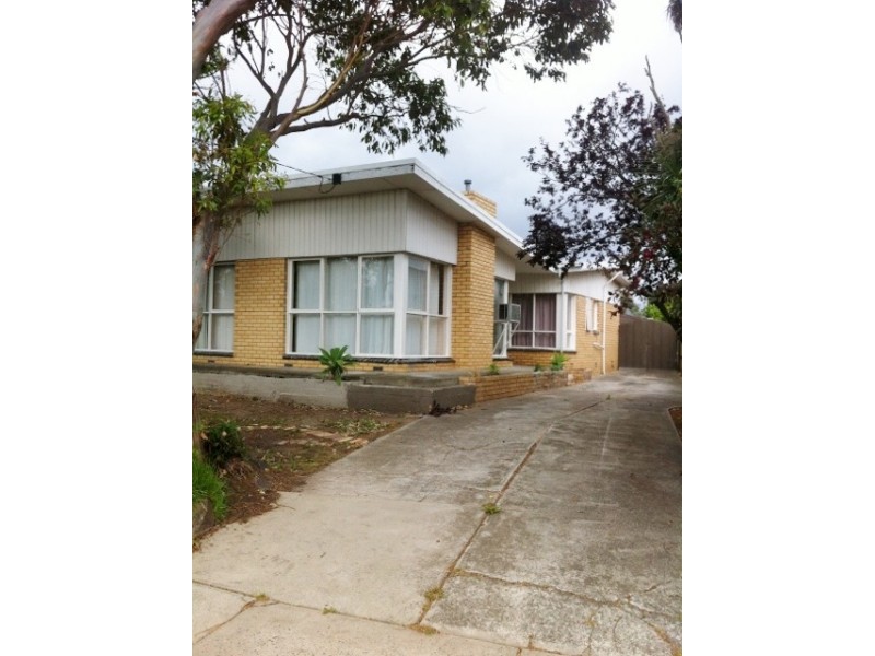 11 Wingara Avenue, Keilor East VIC 3033