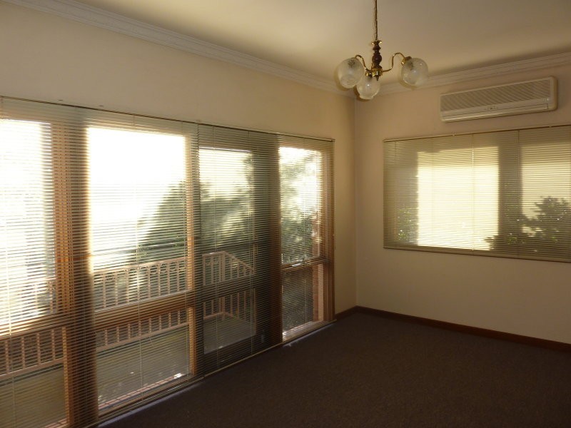 2/31 Ramsay Street, Aberfeldie VIC 3040