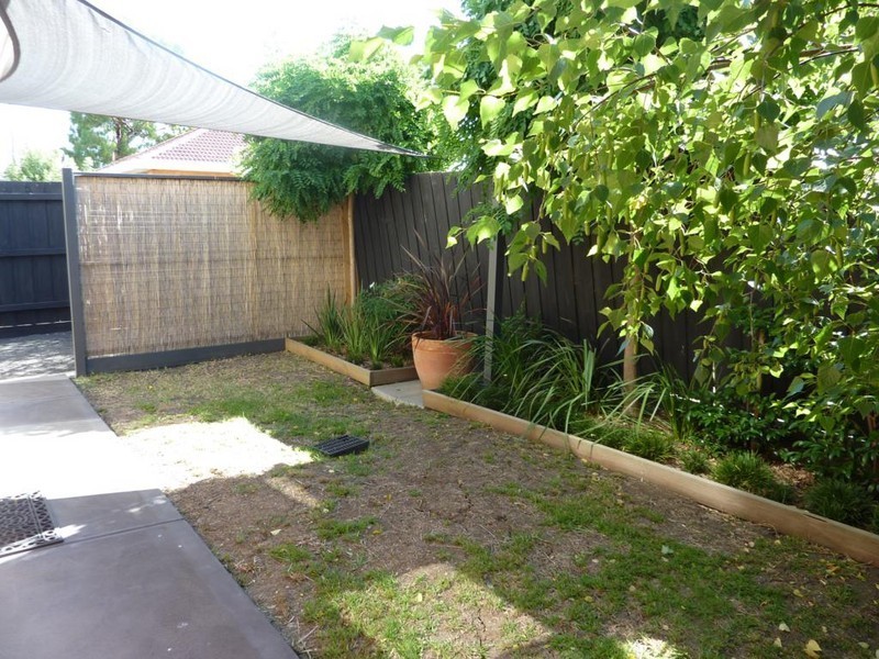 4/8  Swan Street, Keilor Park VIC 3042