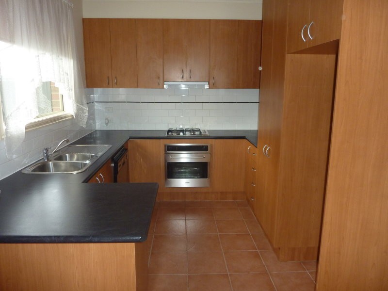 14A School Court, Oak Park VIC 3046