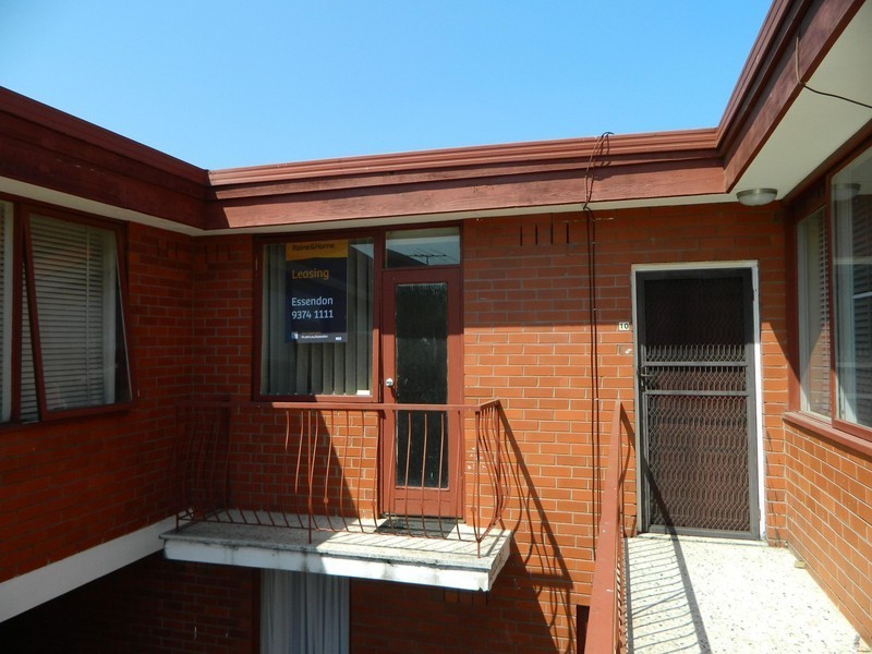 10/11 Owen Street, Footscray VIC 3011