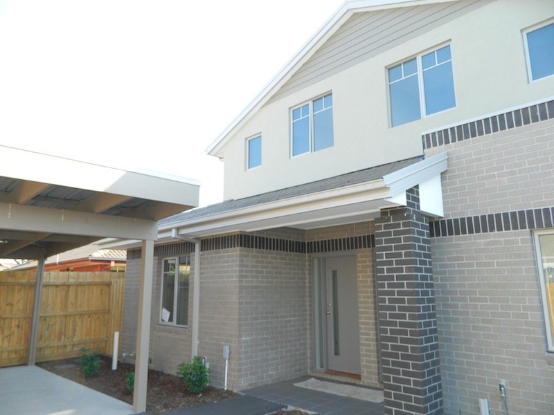 2/176 Daley St, Glenroy VIC 3046