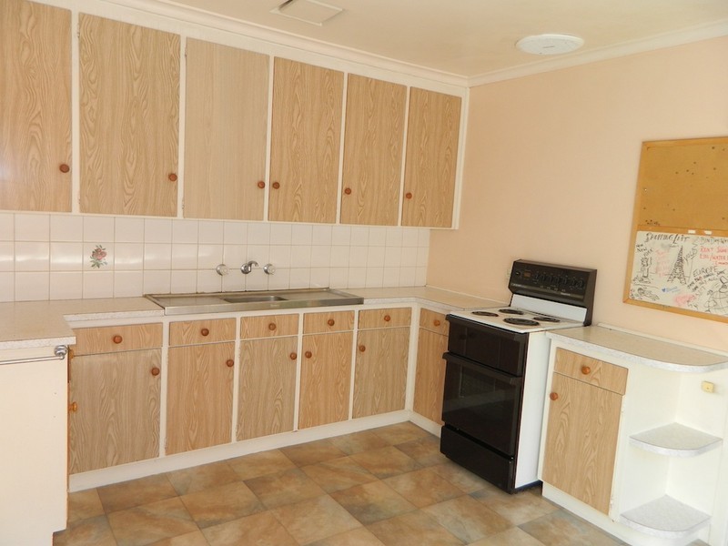 3/32 Edward Street, Essendon VIC 3040