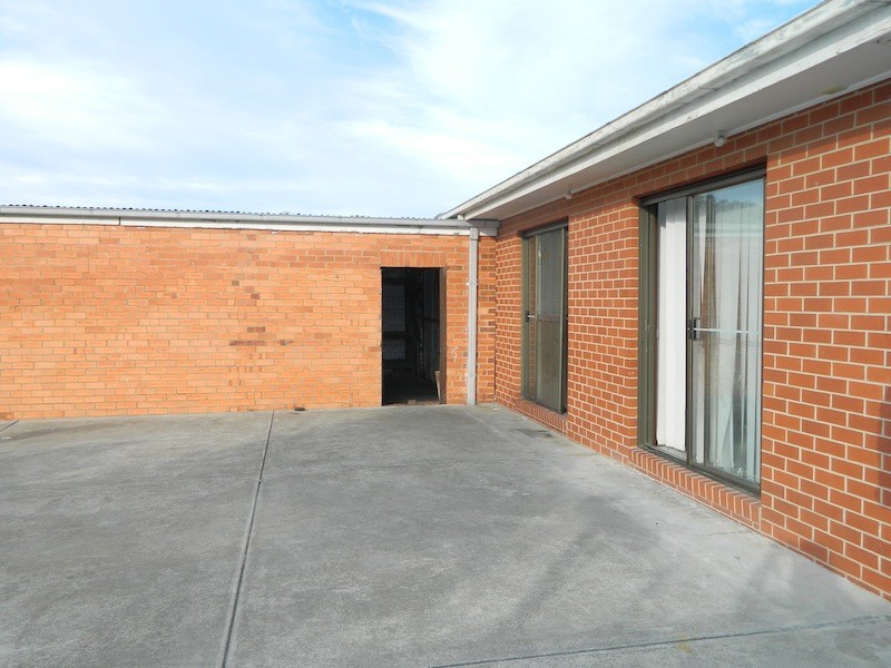 4 Birch Avenue, Tullamarine VIC 3043