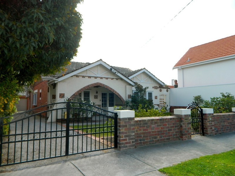 35 Mantell Street, Moonee Ponds VIC 3039