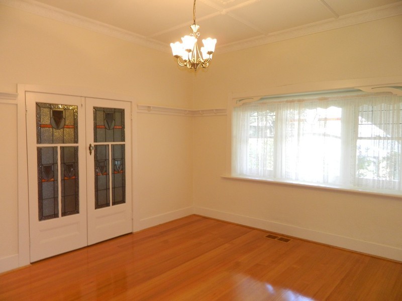 35 Mantell Street, Moonee Ponds VIC 3039