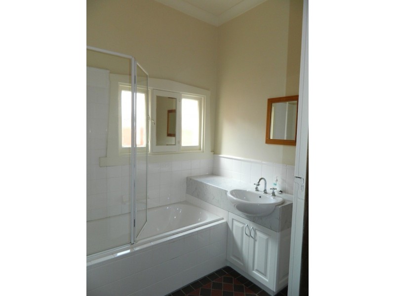 35 Mantell Street, Moonee Ponds VIC 3039