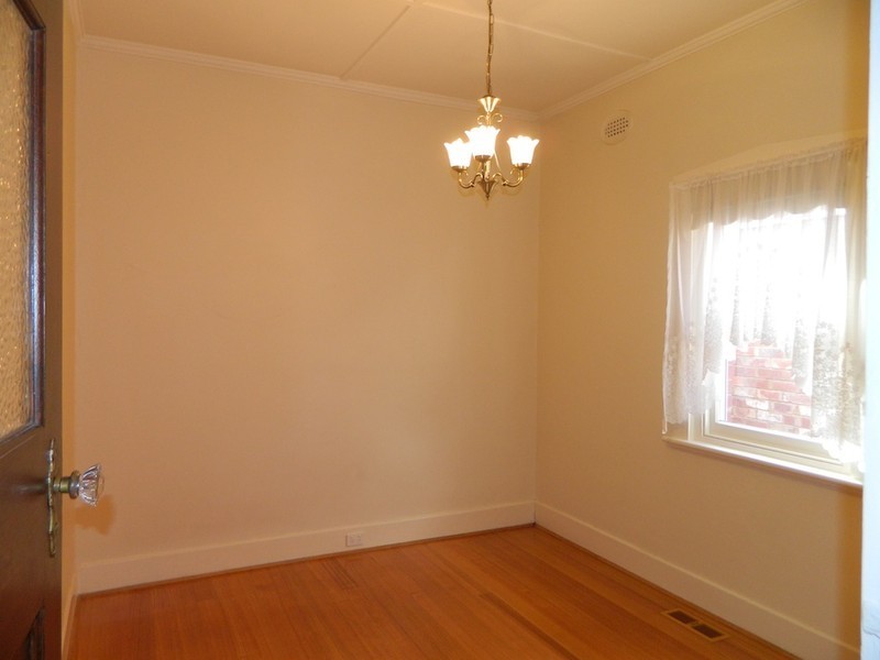 35 Mantell Street, Moonee Ponds VIC 3039