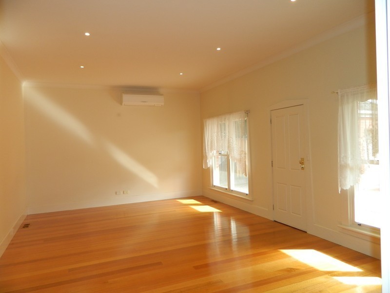 35 Mantell Street, Moonee Ponds VIC 3039