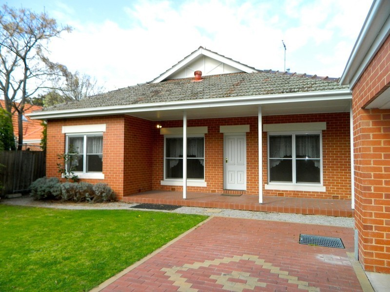 35 Mantell Street, Moonee Ponds VIC 3039