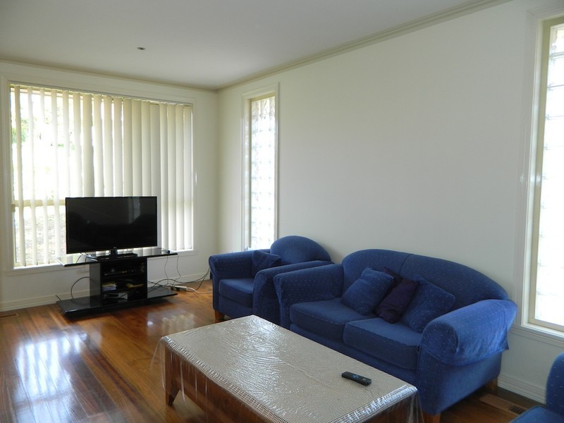 1/378 Mascoma Street, Strathmore VIC 3041