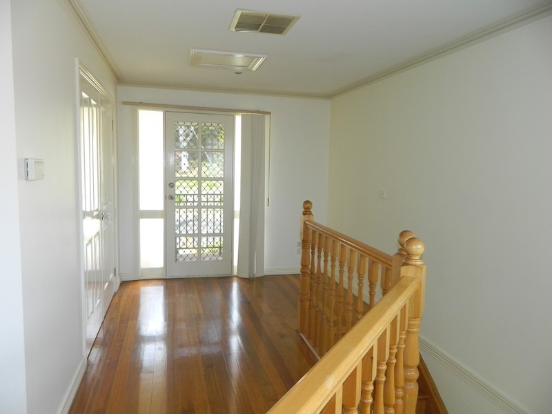 1/378 Mascoma Street, Strathmore VIC 3041