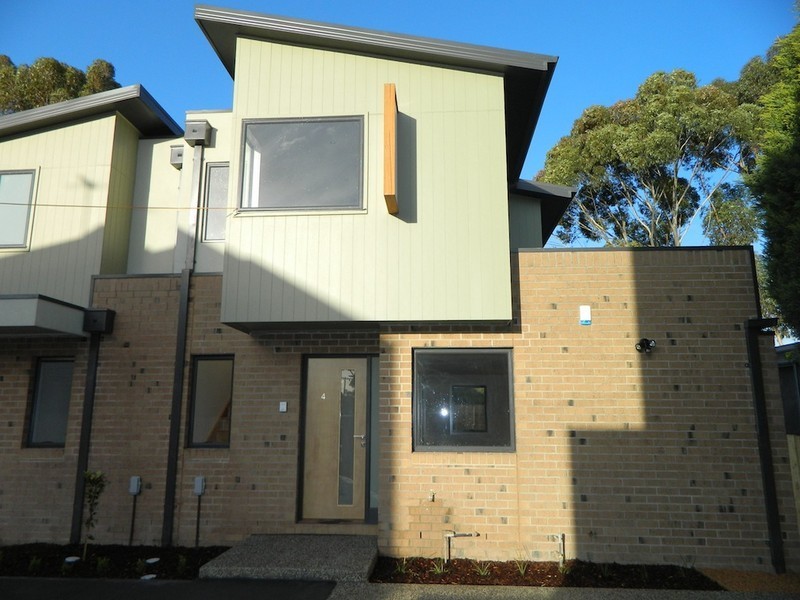 4/62 Fairmount Street, Hadfield VIC 3046