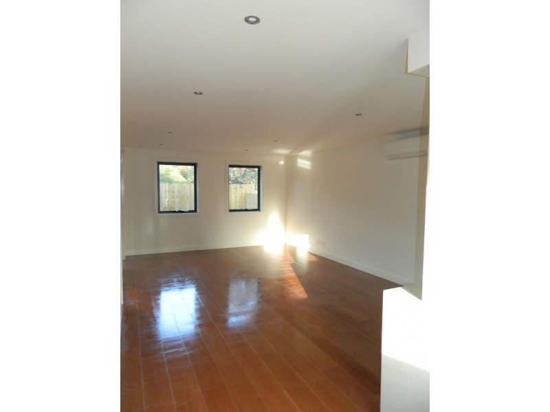 4/62 Fairmount Street, Hadfield VIC 3046