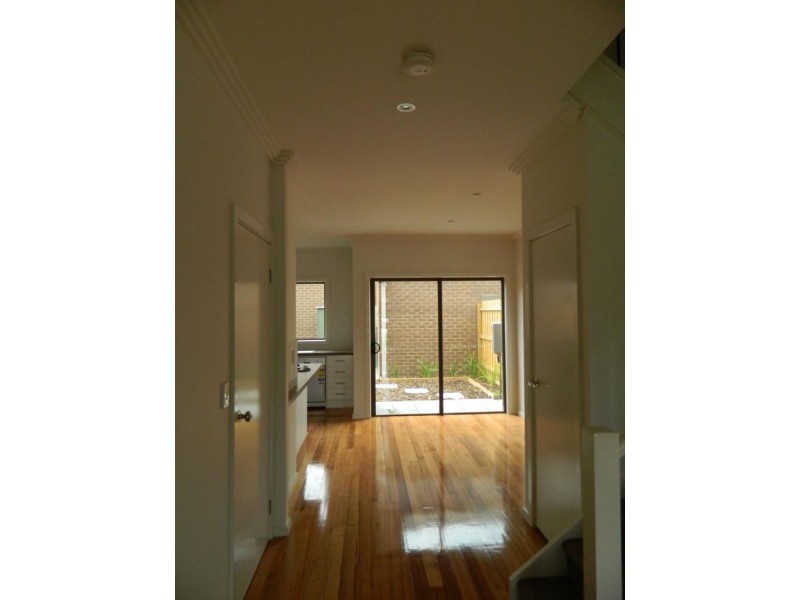 5/26-28 Henderson Road, Tullamarine VIC 3043