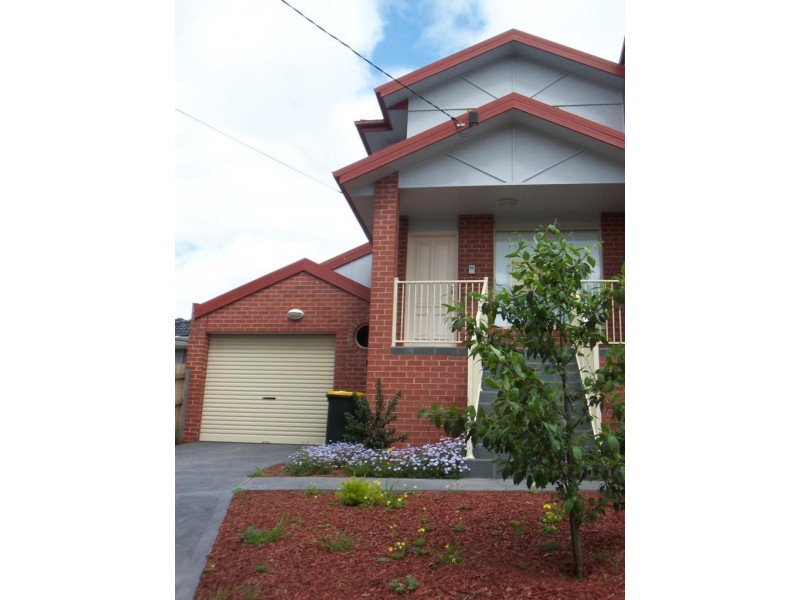 375 Mascoma Street, Strathmore VIC 3041