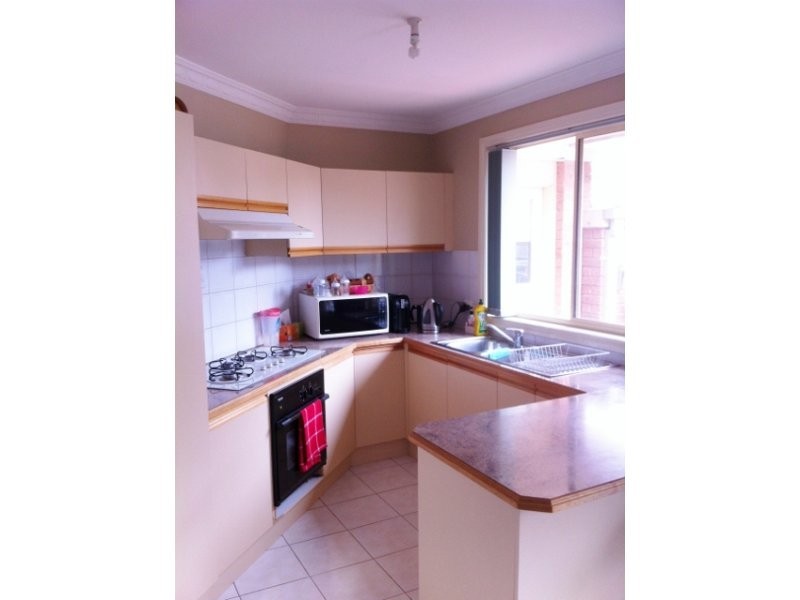 1/31 McNamara Avenue, Airport West VIC 3042