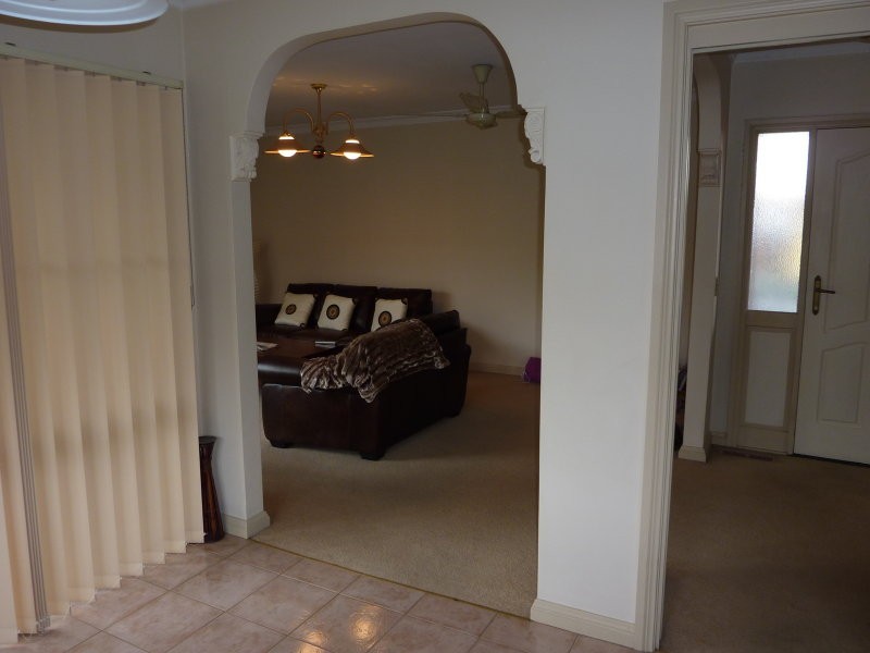 2/26 Violet Street, Essendon VIC 3040