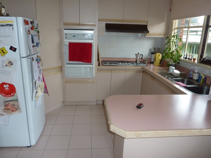 2/26 Violet Street, Essendon VIC 3040