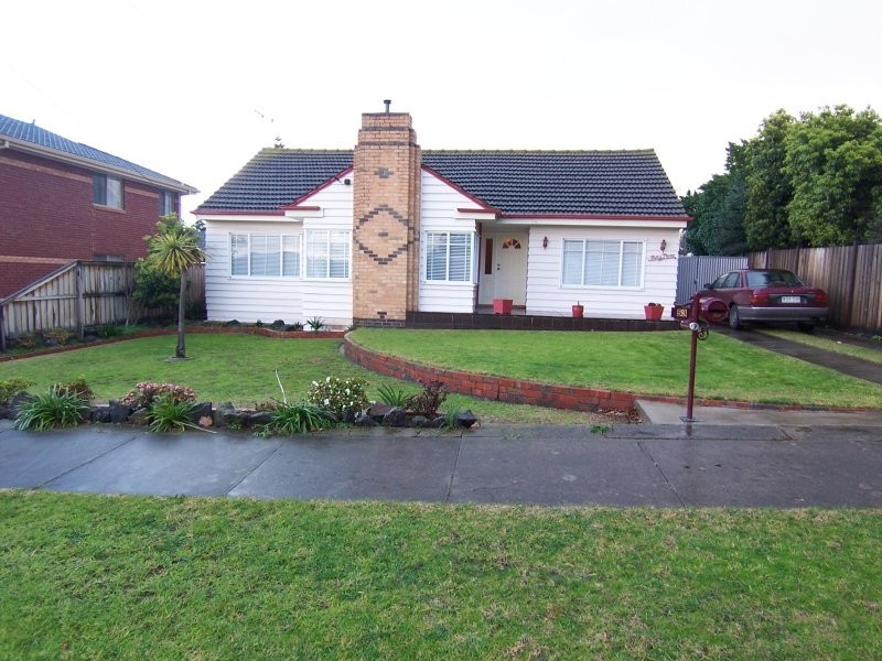 53 Deakin Street, Essendon VIC 3040