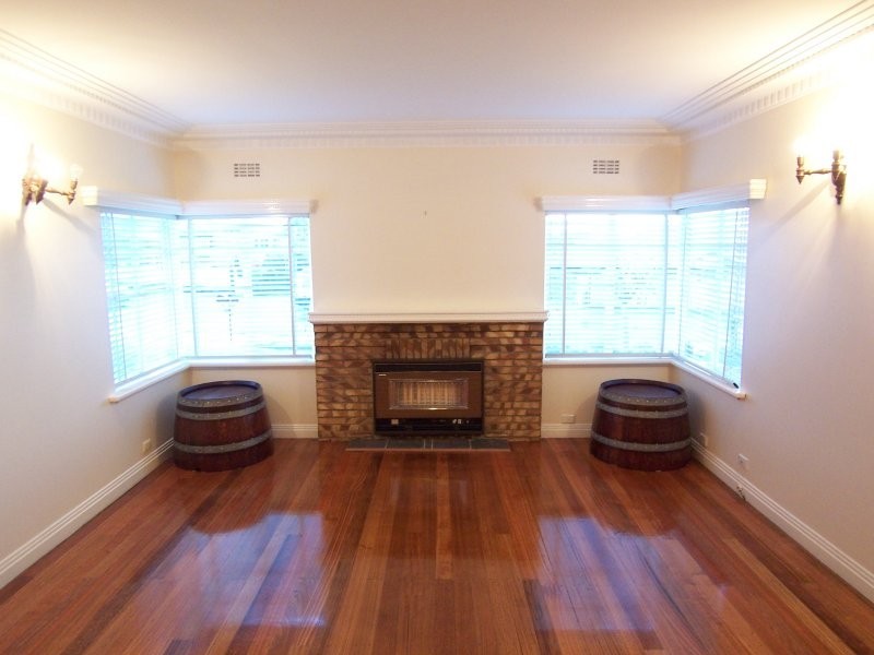 53 Deakin Street, Essendon VIC 3040