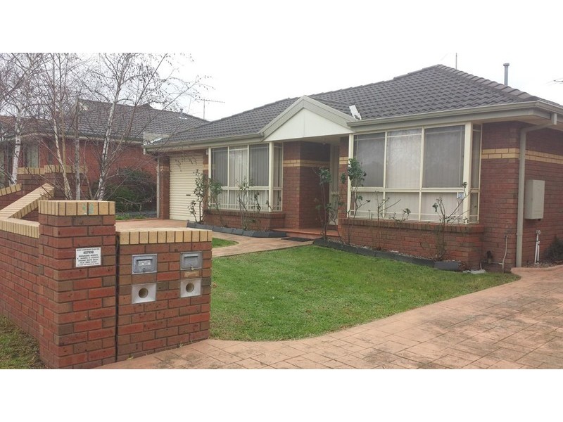 1/30 Bulla Road, Strathmore VIC 3041