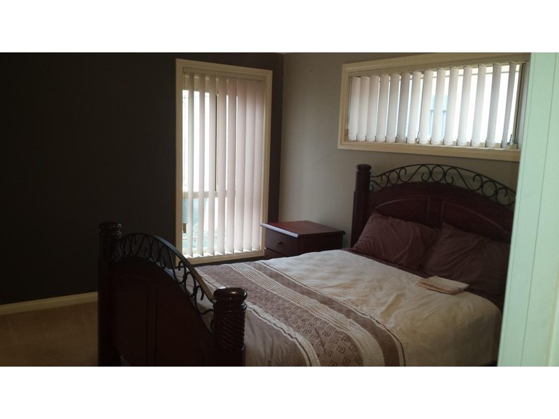 1/30 Bulla Road, Strathmore VIC 3041